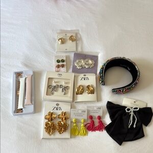 Accessory Lot